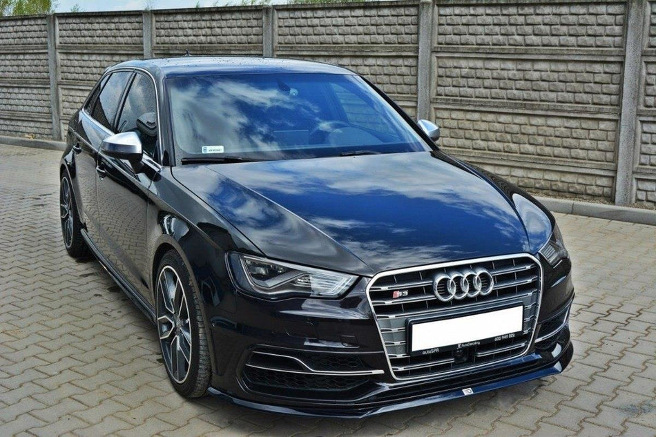 Spoiler anteriore per Audi S3 / A3 S-Line 8v Hatchback / Sportback nero lucido