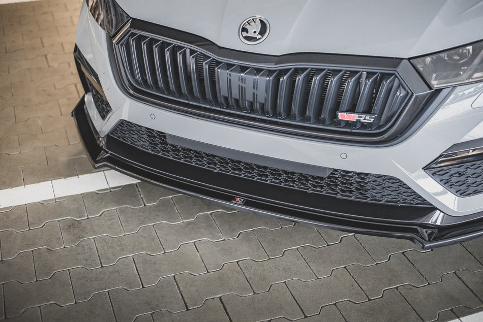 Spoiler anteriore V.2 + alette Skoda Octavia RS Mk4