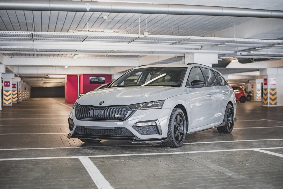 Becquet avant V.4 Skoda Octavia RS Mk4