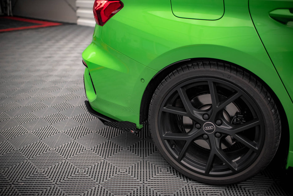 Hintere Seiten-Flaps Audi RS3 Sedan 8Y