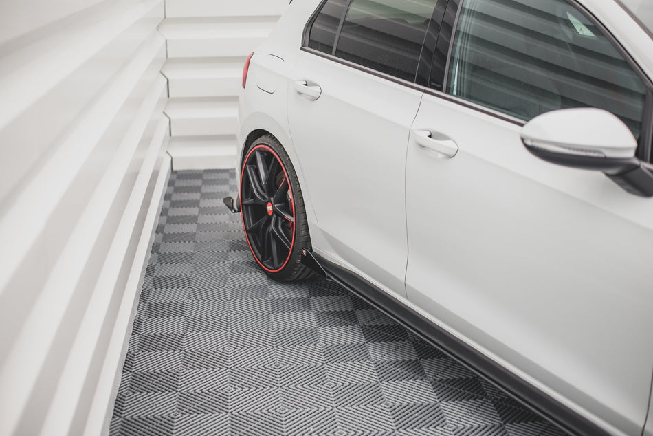 Street Pro Seitenschweller Ansatz Cup Leisten für Volkswagen Golf 8 GTI / GTI Clubsport / R-Line