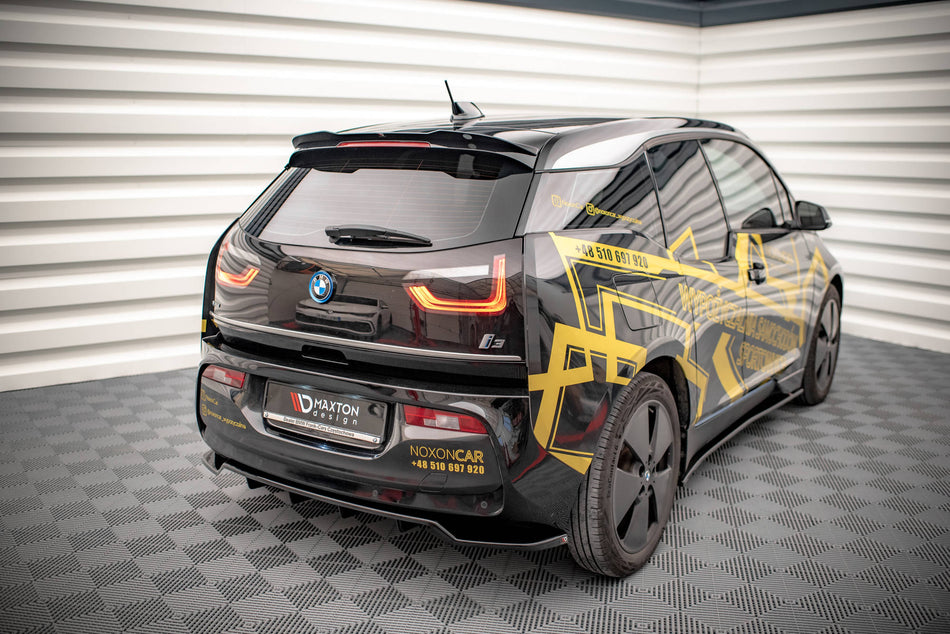 Mittlerer Heckdiffusor (mit einem vertikalem balken) BMW i3 Mk1 Facelift