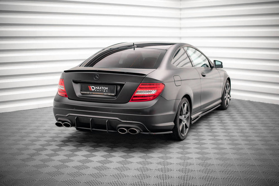 Heckdiffusor Seite Mercedes-Benz C Coupe AMG-Line C204