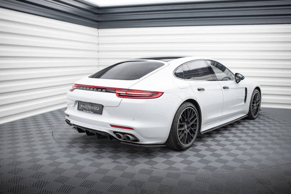 Heckdiffusor Seite Porsche Panamera GTS 971