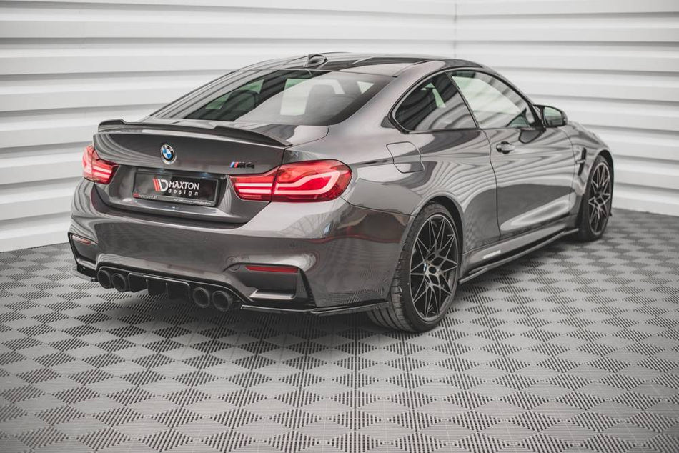 Heckdiffusor Seite V.3 BMW M4 F82