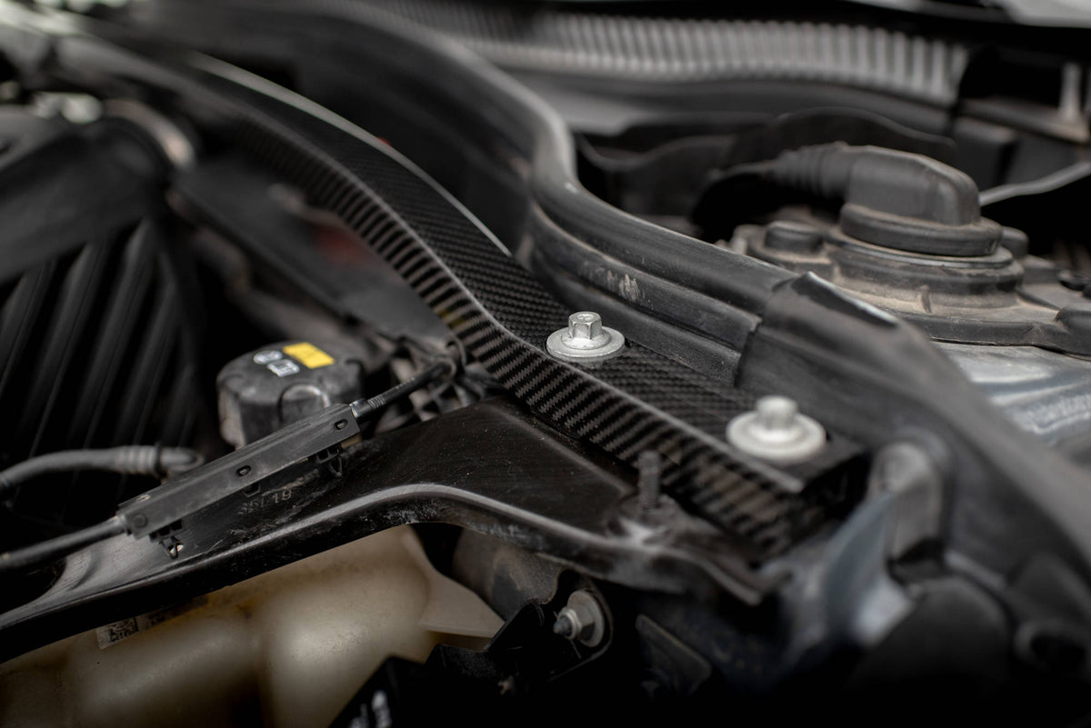 Carbon Domstreben Abdeckung BMW 1 F40 M135i