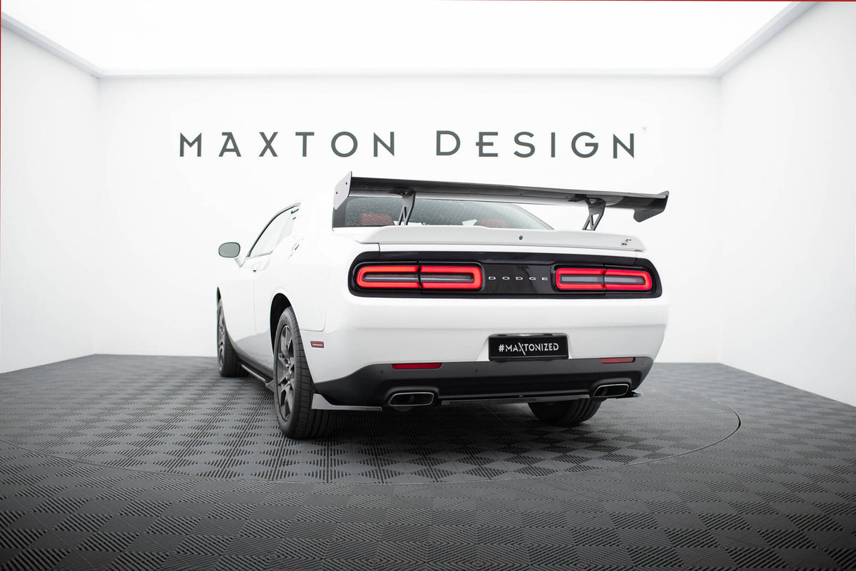 Carbon Heckspoiler Dodge Challenger MK3