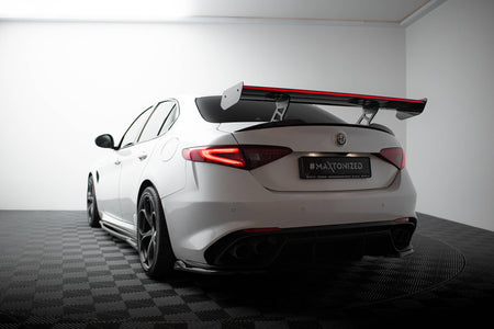 Carbon Heckspoiler + LED Alfa Romeo Giulia Quadrifoglio
