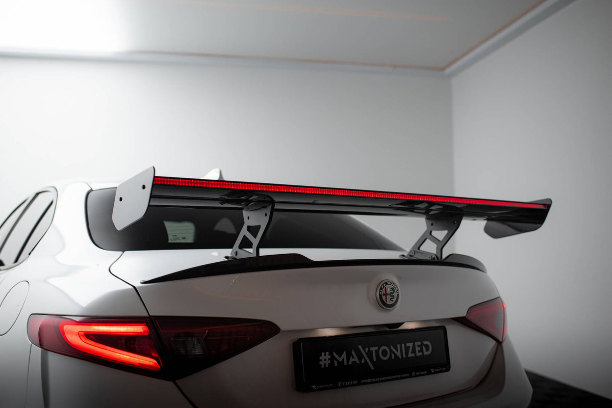 Carbon Heckspoiler + LED Alfa Romeo Giulia Quadrifoglio