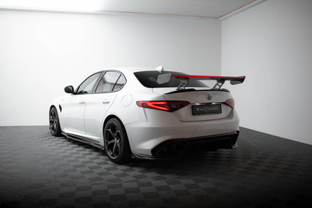 Carbon Heckspoiler + LED Alfa Romeo Giulia Quadrifoglio