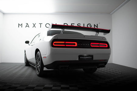 Carbon Heckspoiler + LED Dodge Challenger MK3