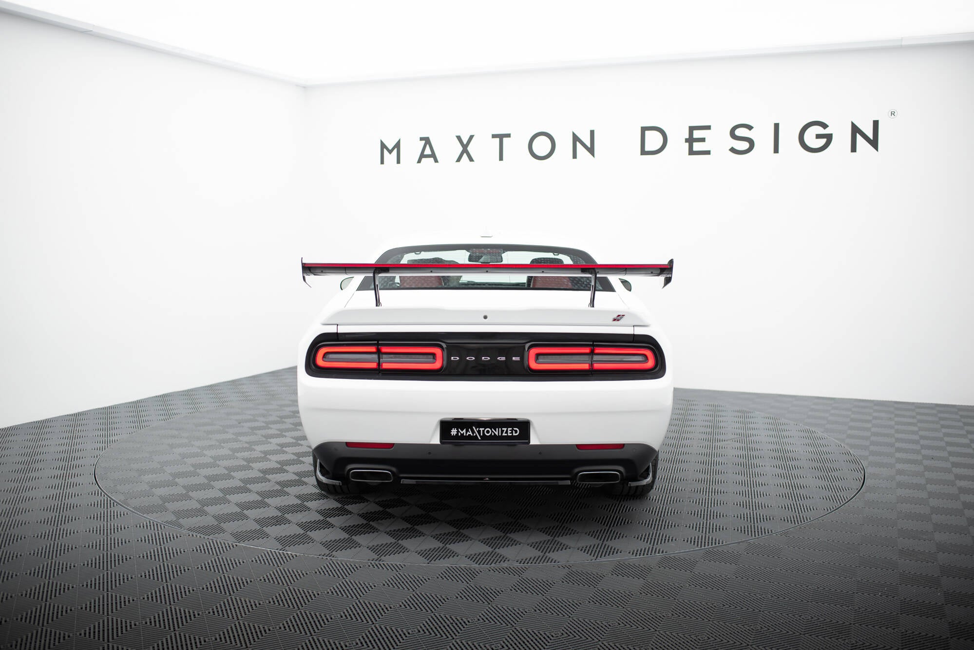 Carbon Heckspoiler Dodge Challenger Mk3