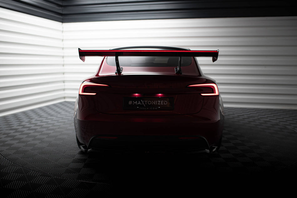 Carbon Heckspoiler + LED Tesla Model 3