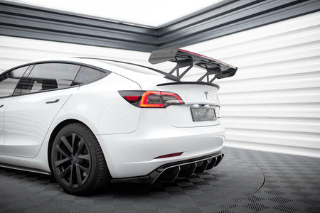 Carbon Heckspoiler Tesla Model 3