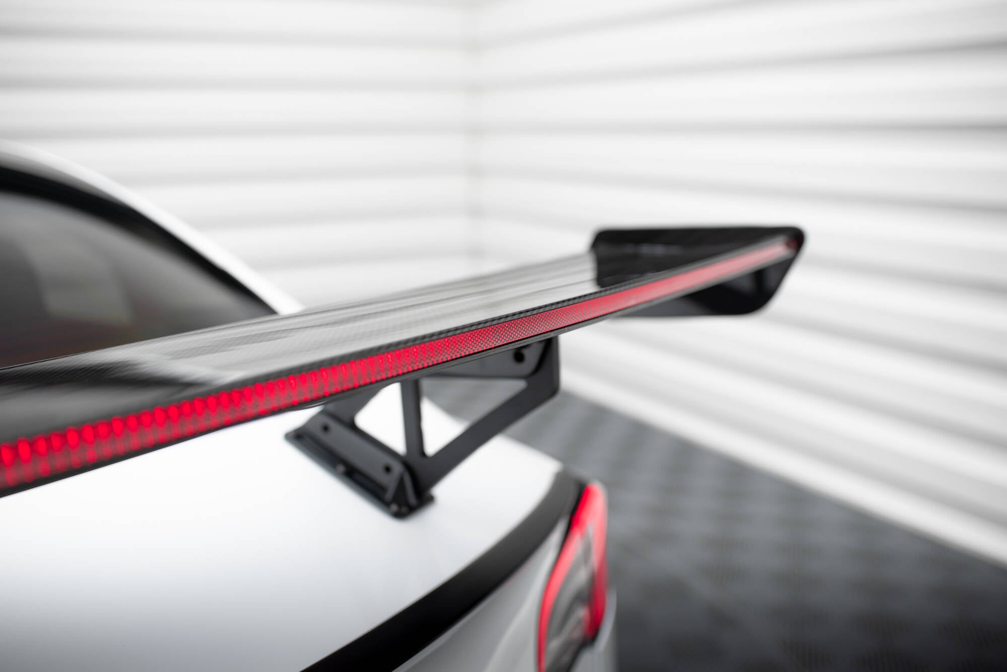 Carbon Heckspoiler Tesla Model 3