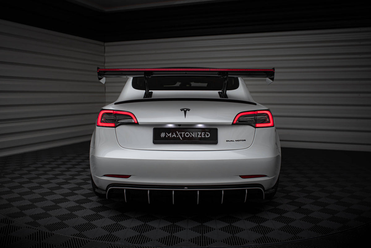 Carbon Heckspoiler Tesla Model 3