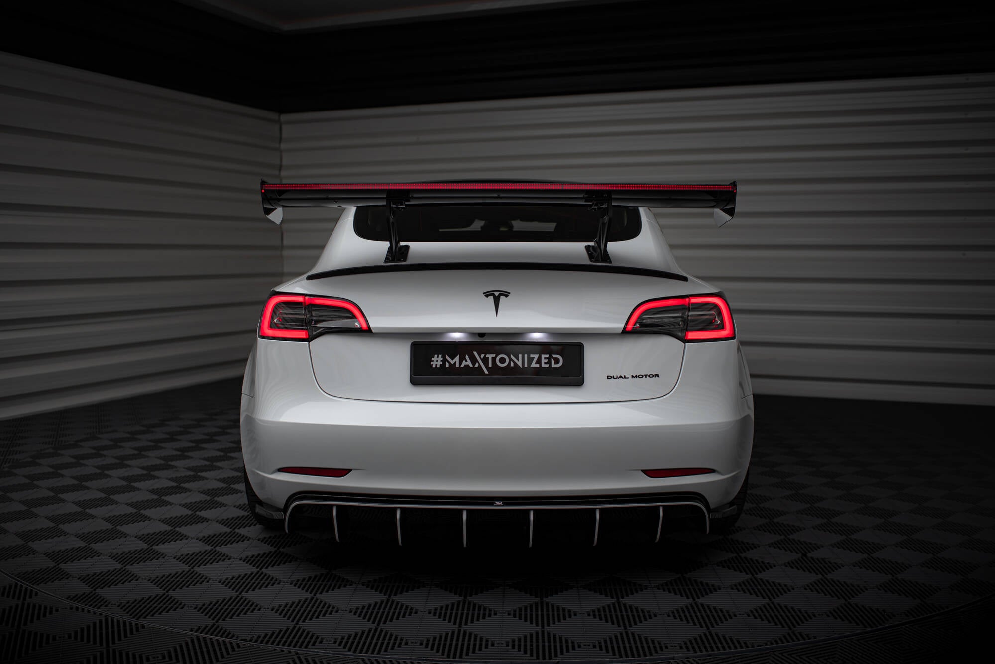 Carbon Heckspoiler Tesla Model 3