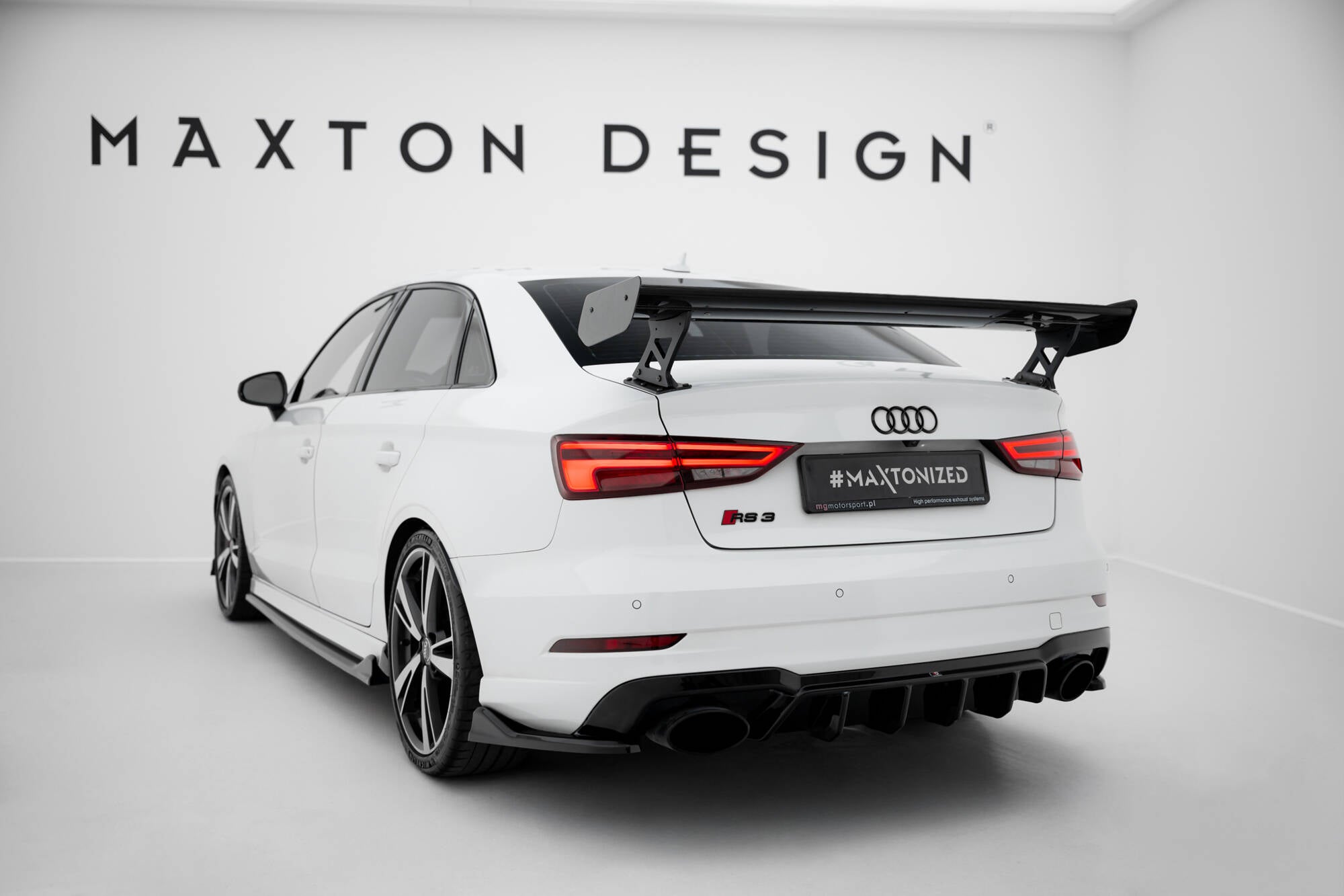 Carbon Heckspoiler With External Brackets Uprights Audi A3 / A3 S-Line / S3 / RS3 Sedan 8V / 8V Facelift