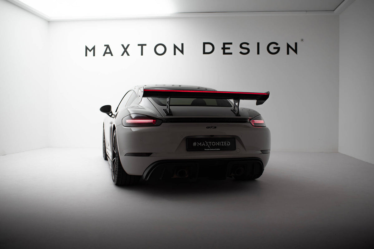 Carbon Heckspoiler With Internal Brackets Uprights V.1 + LED Porsche 718 Cayman 982C