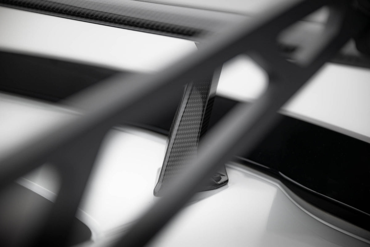 Carbon Heckspoiler With Upper Swan Mounting + LED Chevrolet Corvette Stingray / Grand Sport C7