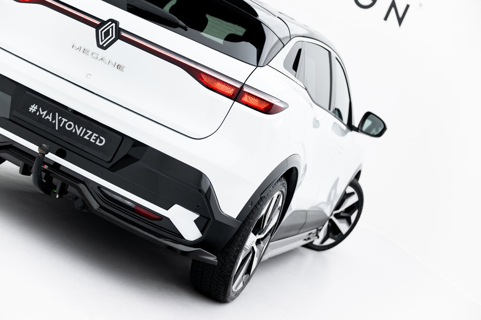 Heck Mittlerer Diffusor Renault Megane E-Tech Electric Mk1