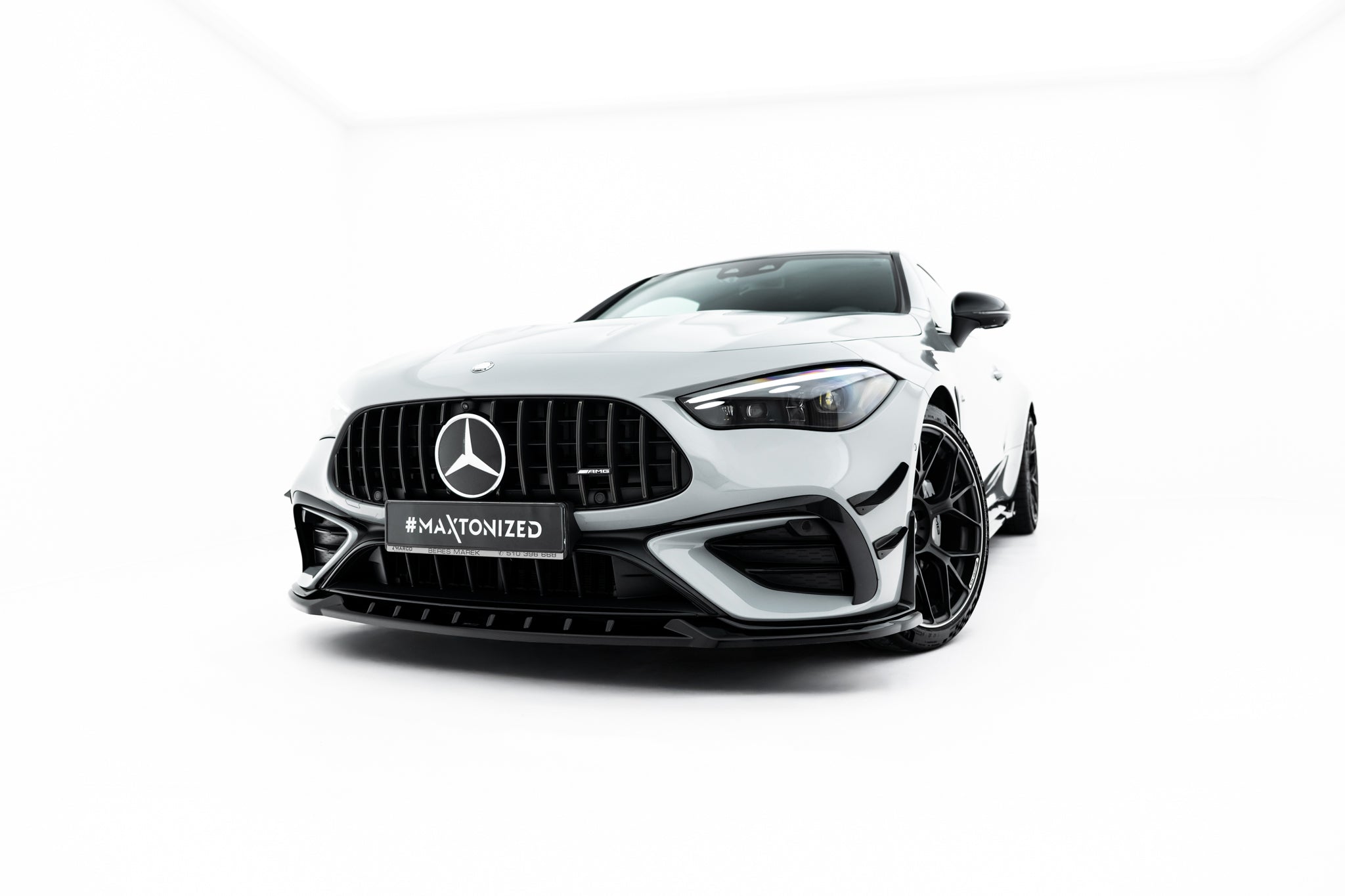 Stossstangenflügel vorne (Canards) Mercedes-AMG CLE 53 Aero C236