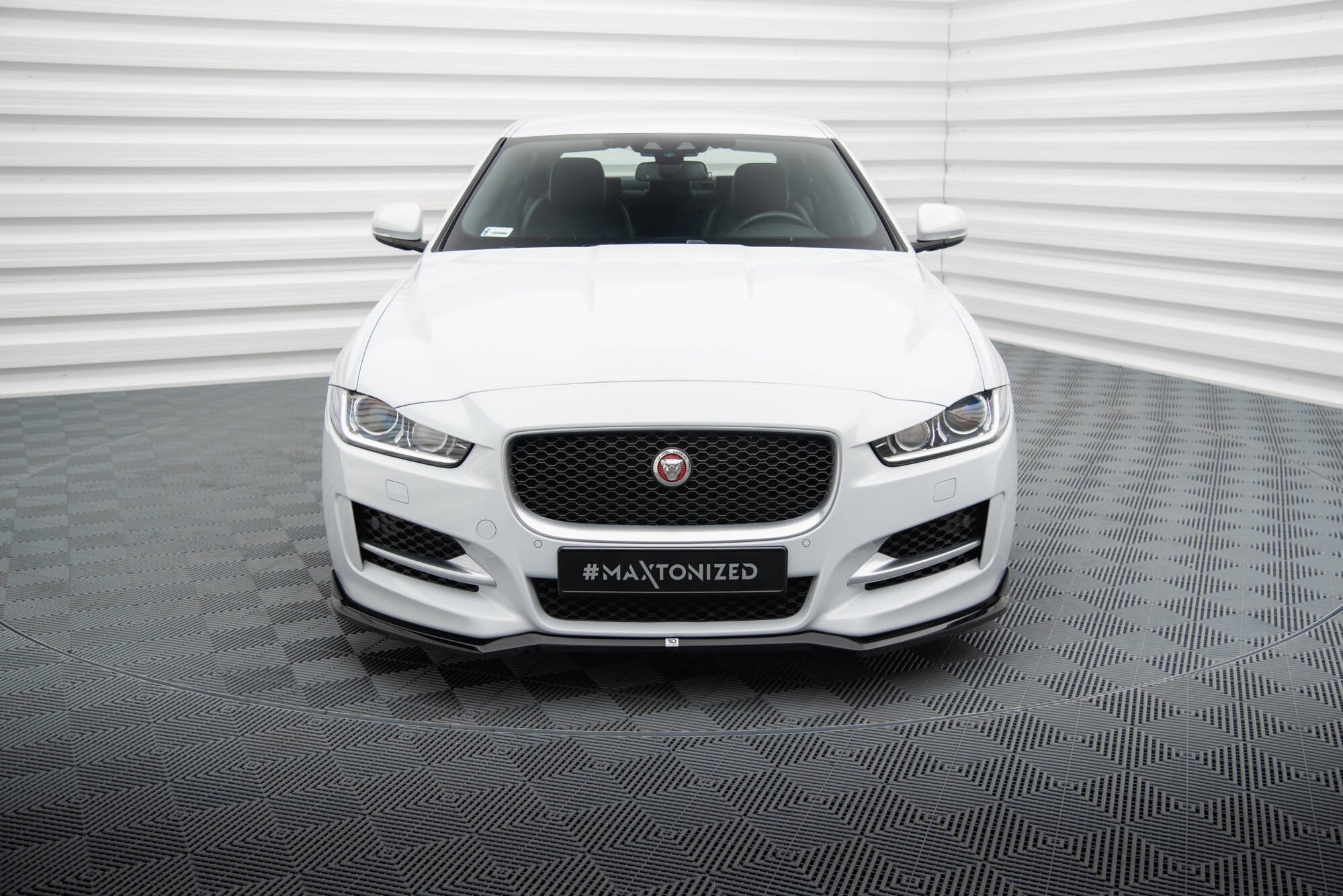 Frontspoiler Lippe V.1 Jaguar XE R-Sport X760