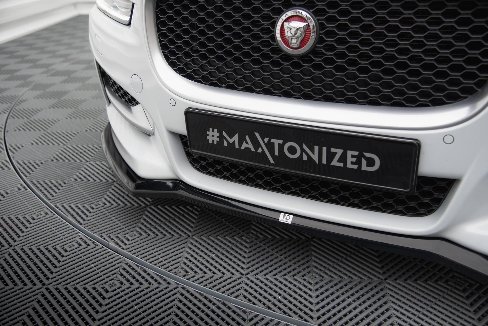 Frontspoiler Lippe V.1 Jaguar XE R-Sport X760