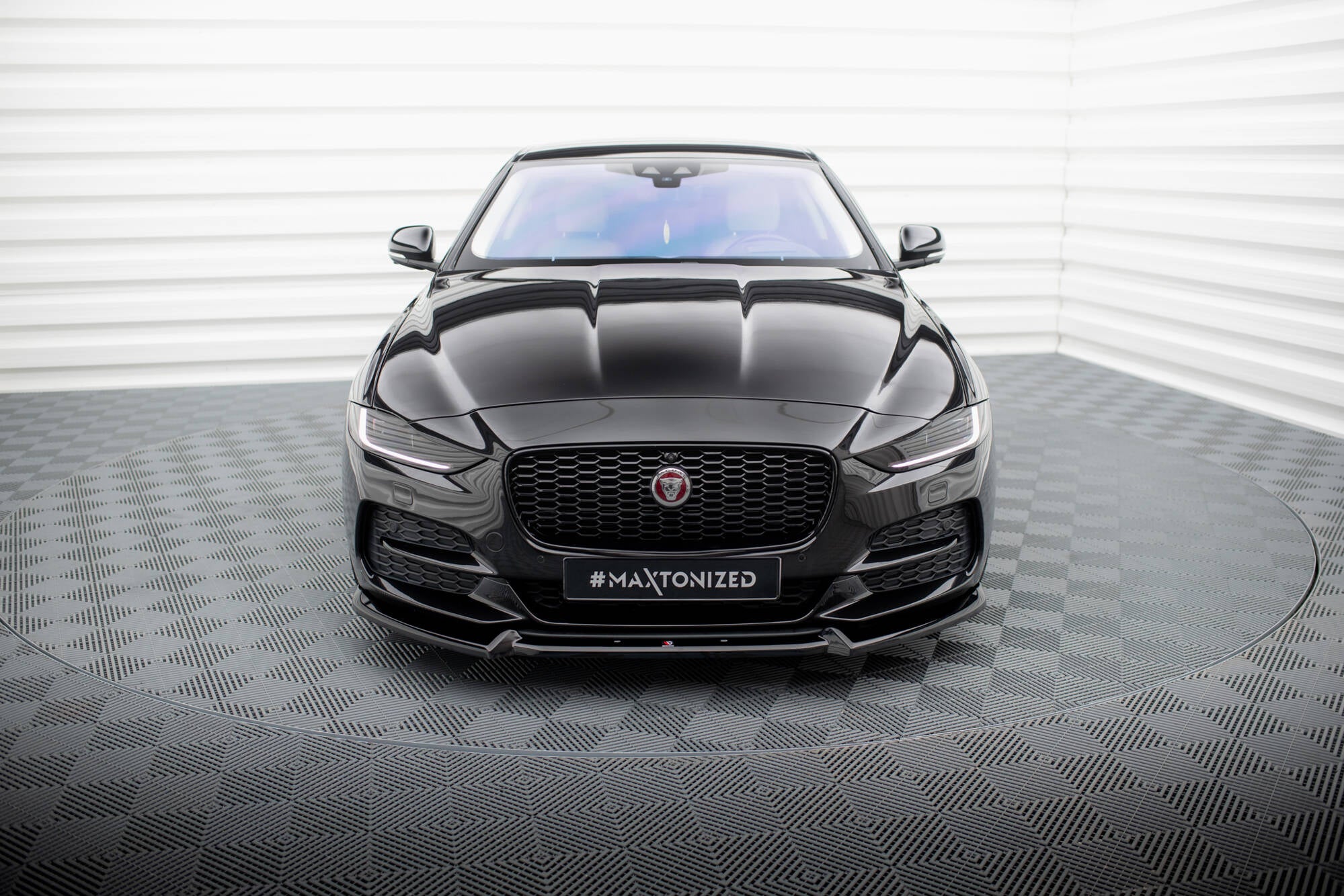 Frontspoiler Lippe V.2 Jaguar XE X760 Facelift