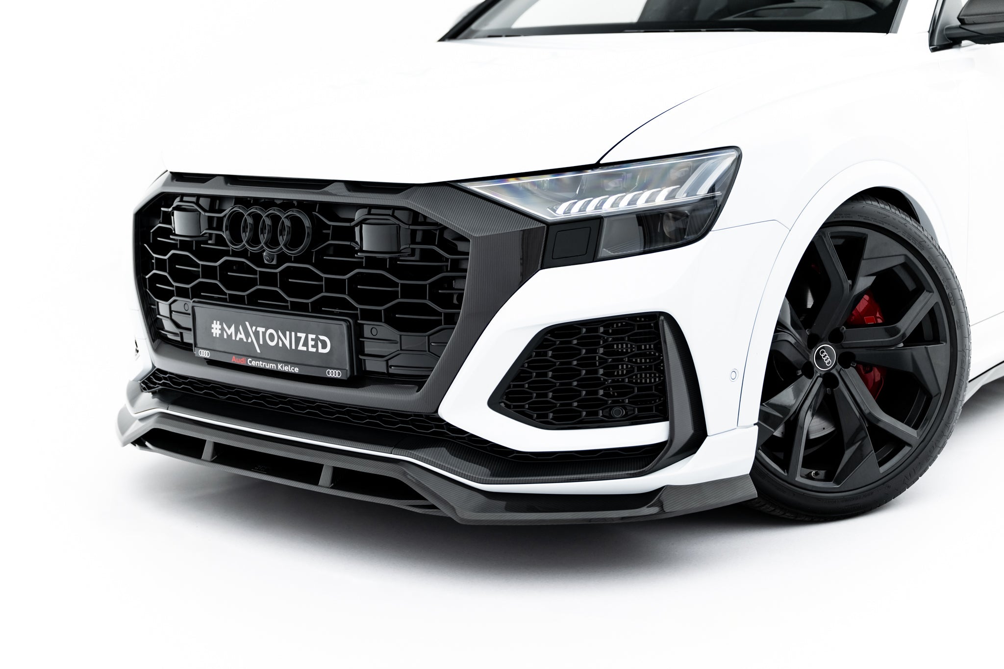 Carbon Fiber Front Diffusor Audi RSQ8 MK1