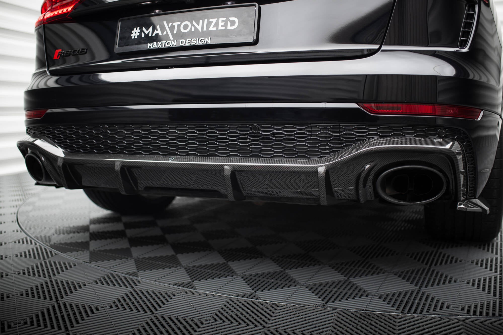 Carbon Heckdiffusor Audi RSQ8 Mk1