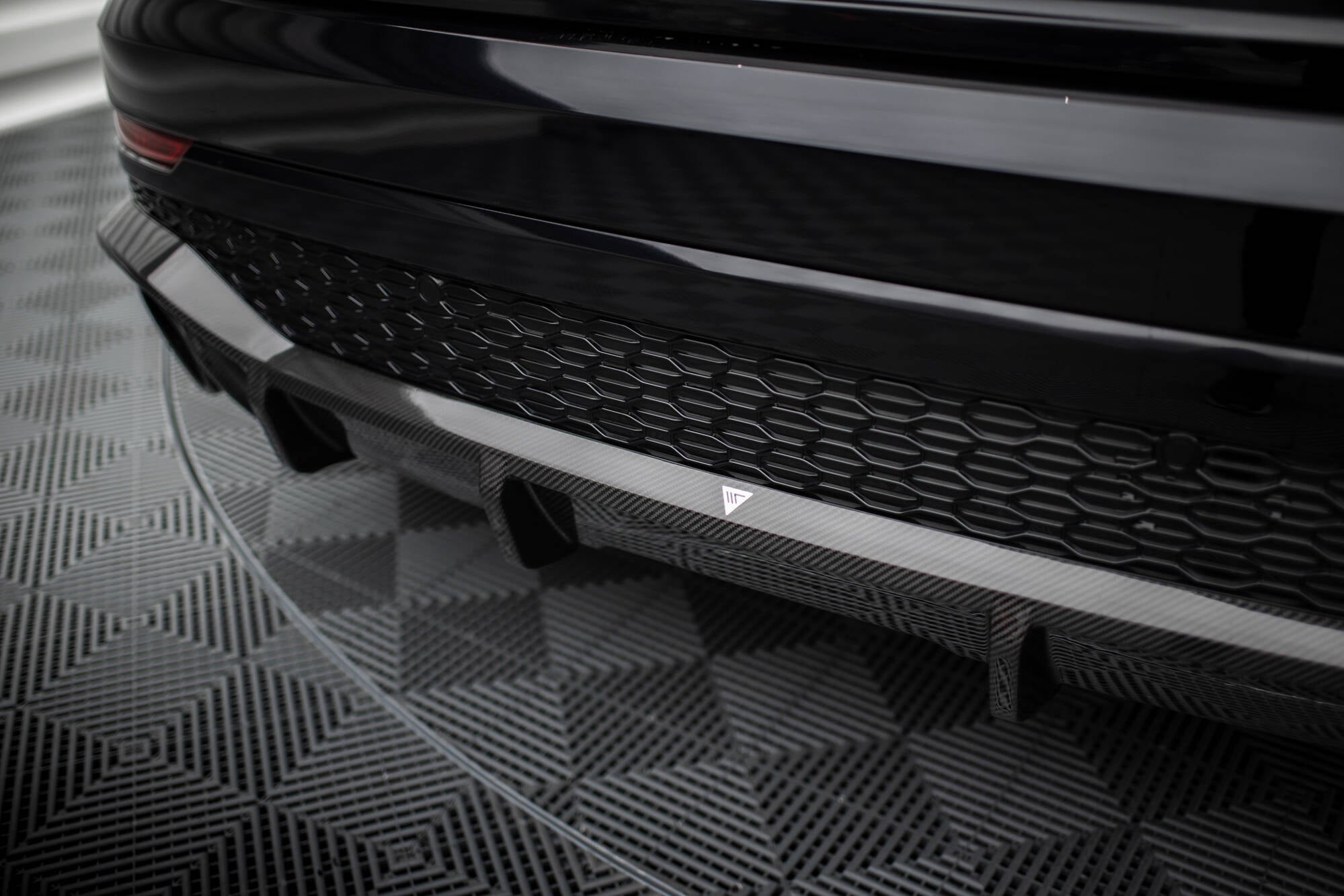 Carbon Heckdiffusor Audi RSQ8 Mk1