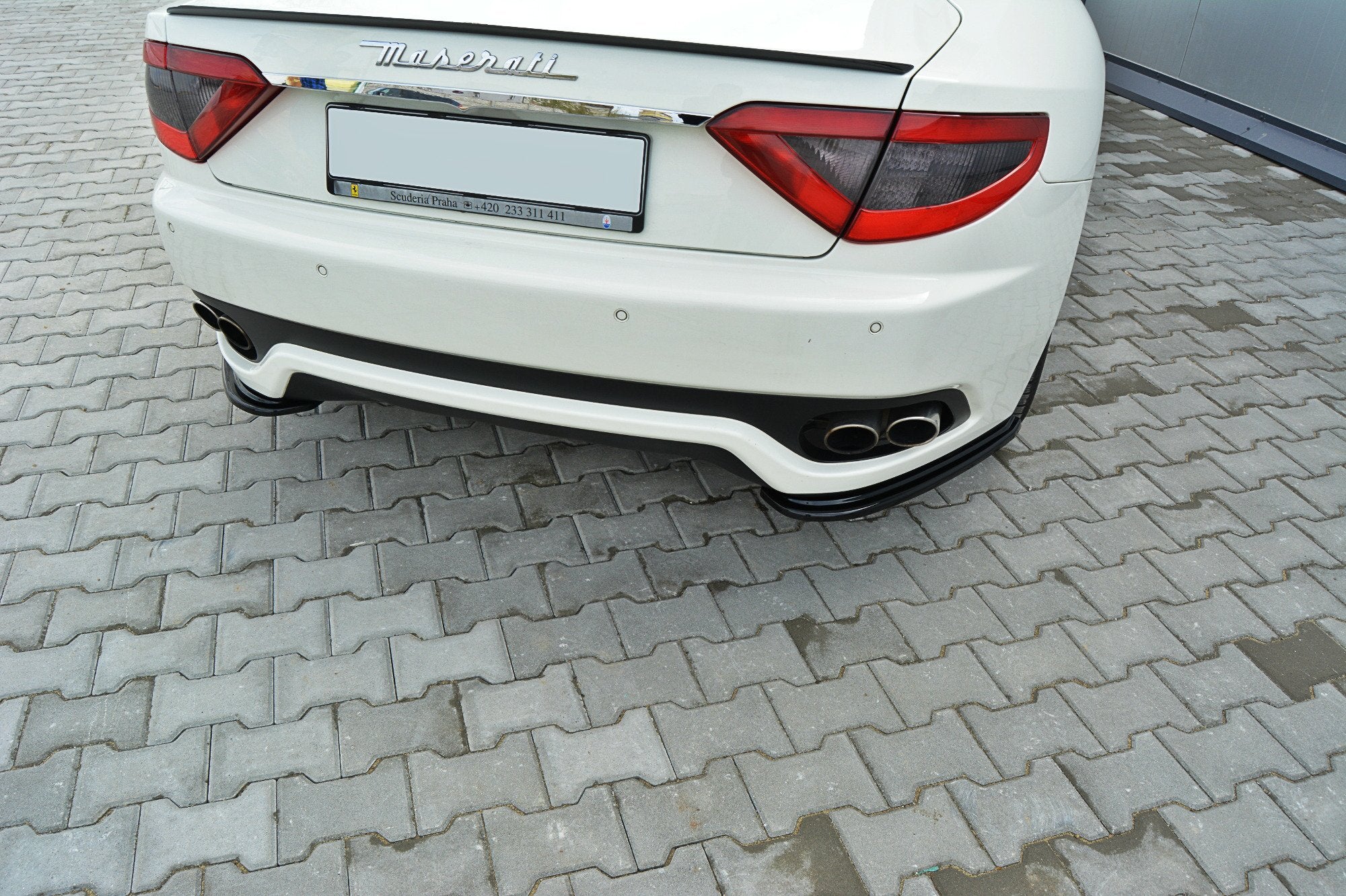 Heckseiten Flaps Maserati Granturismo Mk1