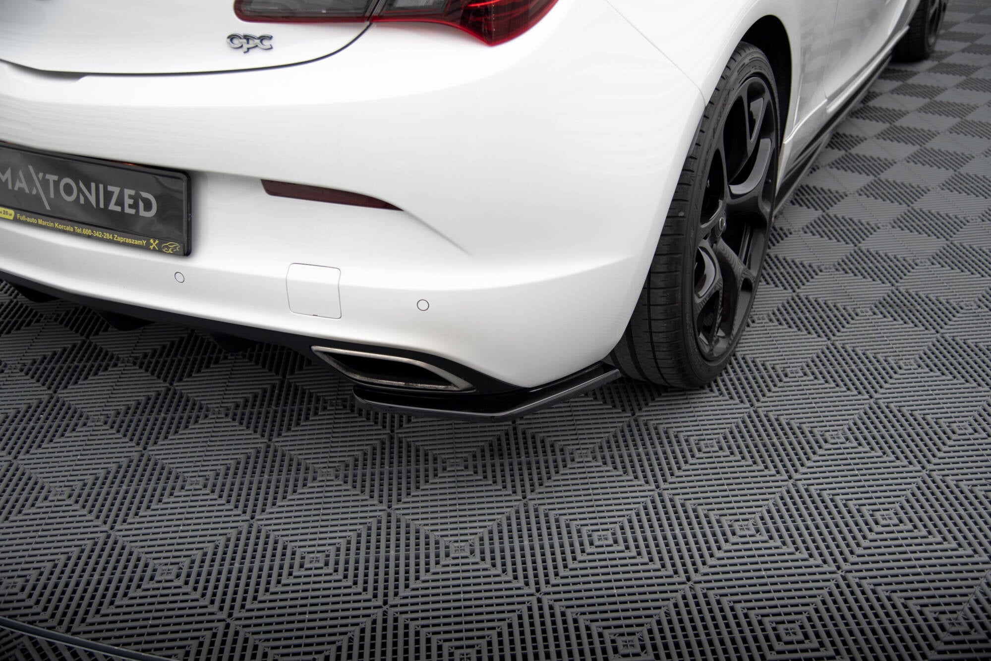 Heckseiten Flaps Opel Astra J OPC / VXR