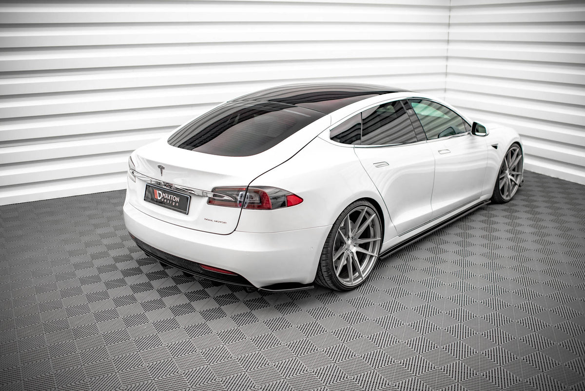 Heckseiten Flaps Tesla Model S Facelift