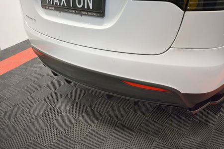 Heckdiffusor Tesla Model X