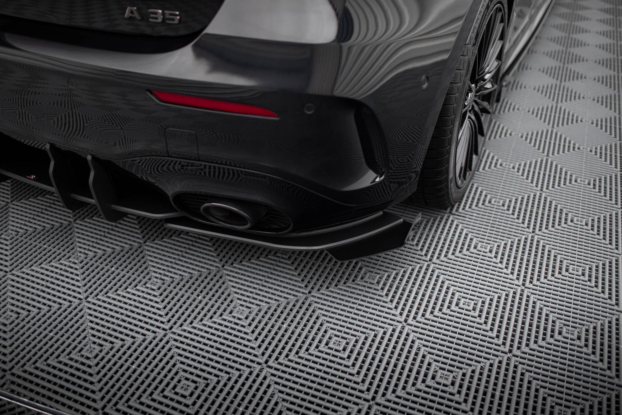 Heckseiten Flaps Mercedes-AMG A35 Hatchback W177