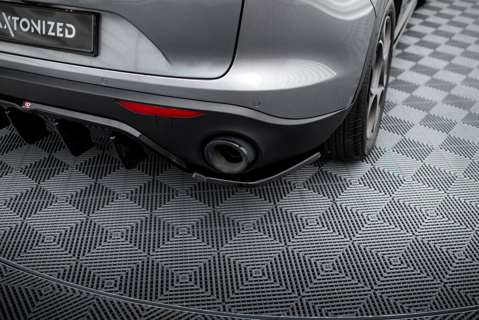 Heckdiffusor Seite Alfa Romeo Stelvio MK1