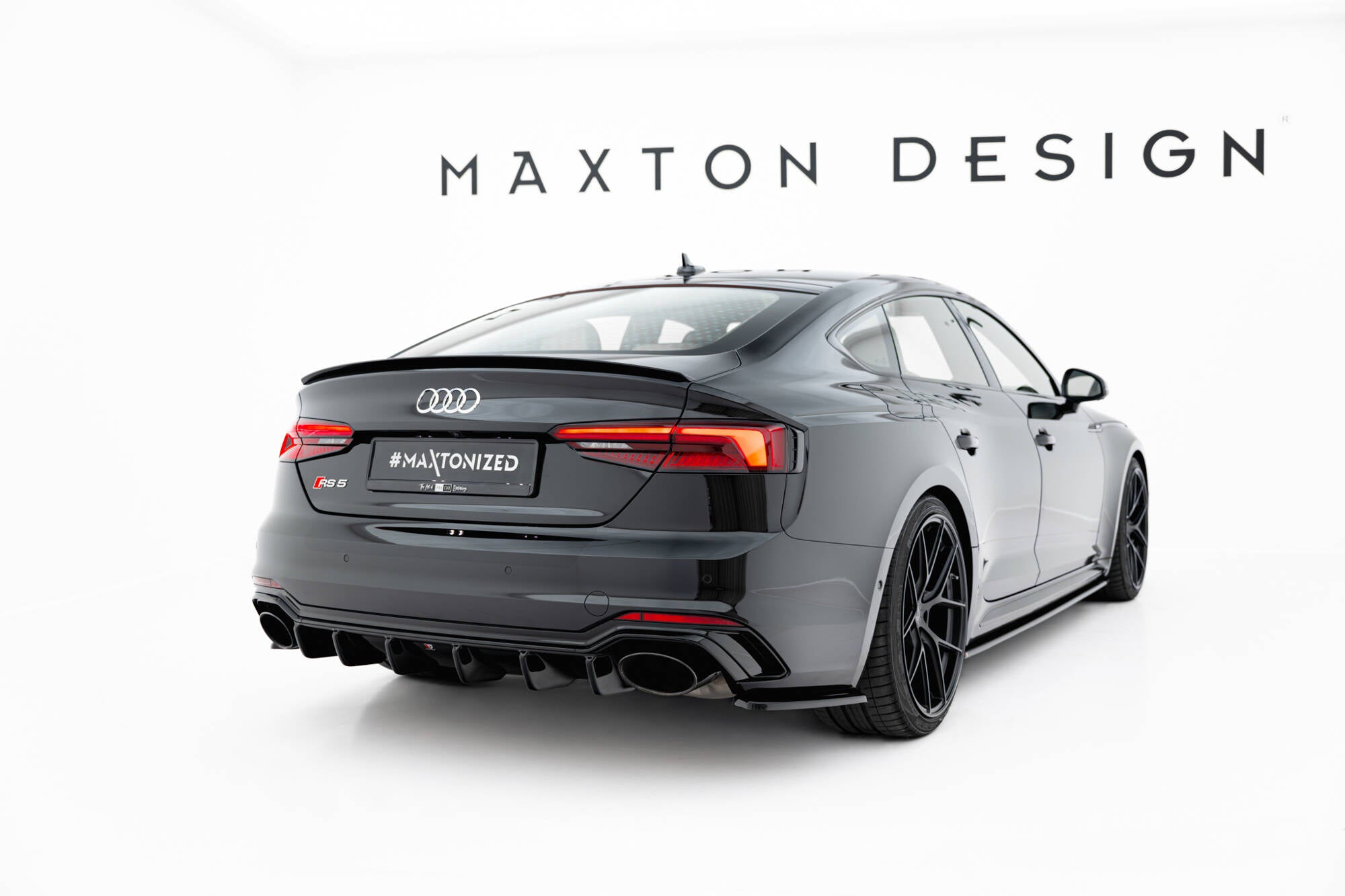 Heckseiten Flaps Audi RS5 Coupe F5