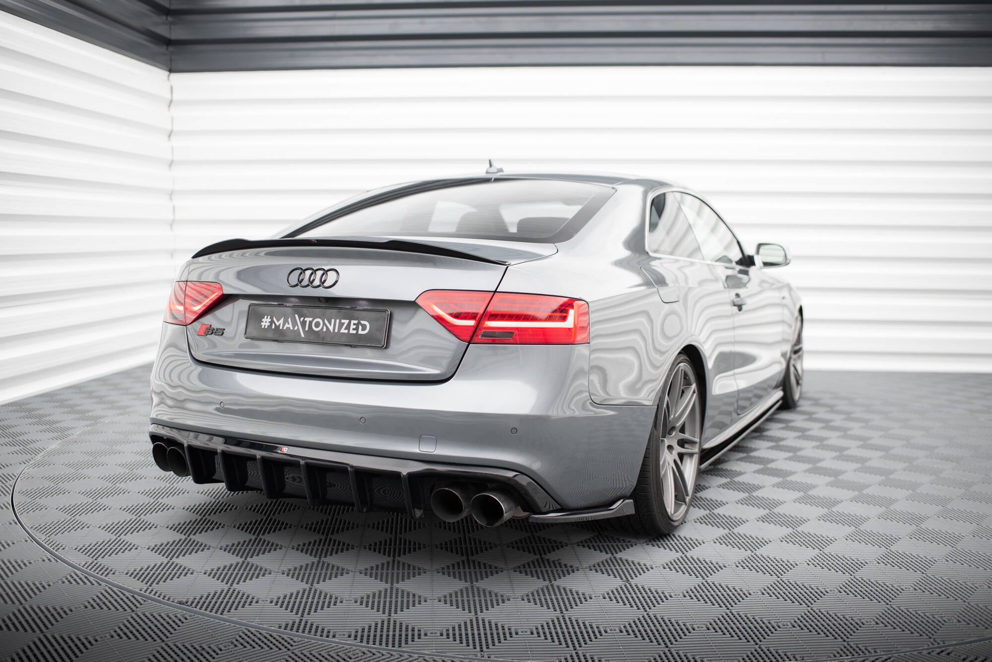 Heckseiten Flaps Audi S5 / A5 S-Line Coupe 8T Facelift