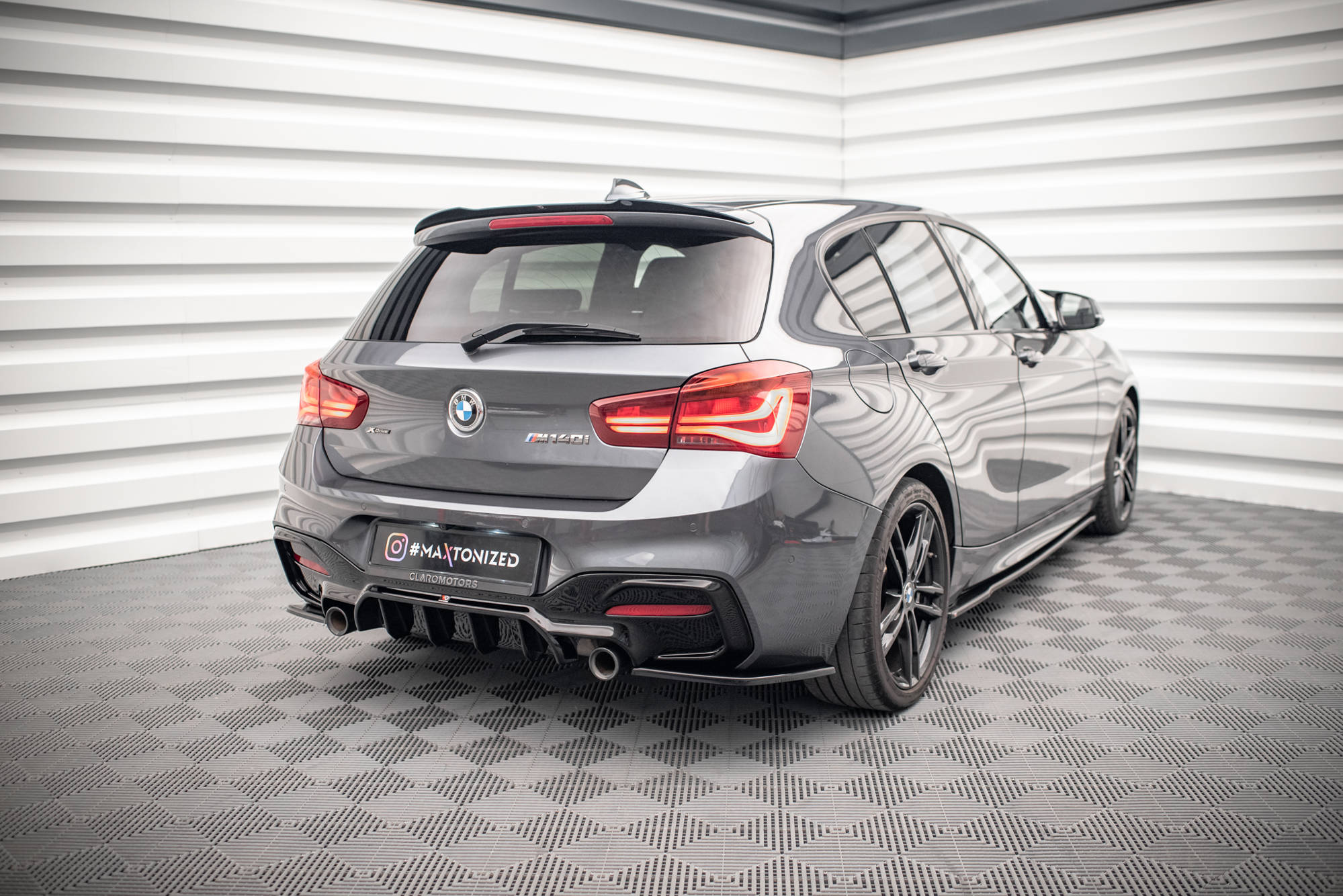 Heckseiten Flaps BMW 1 F20 Facelift M-power