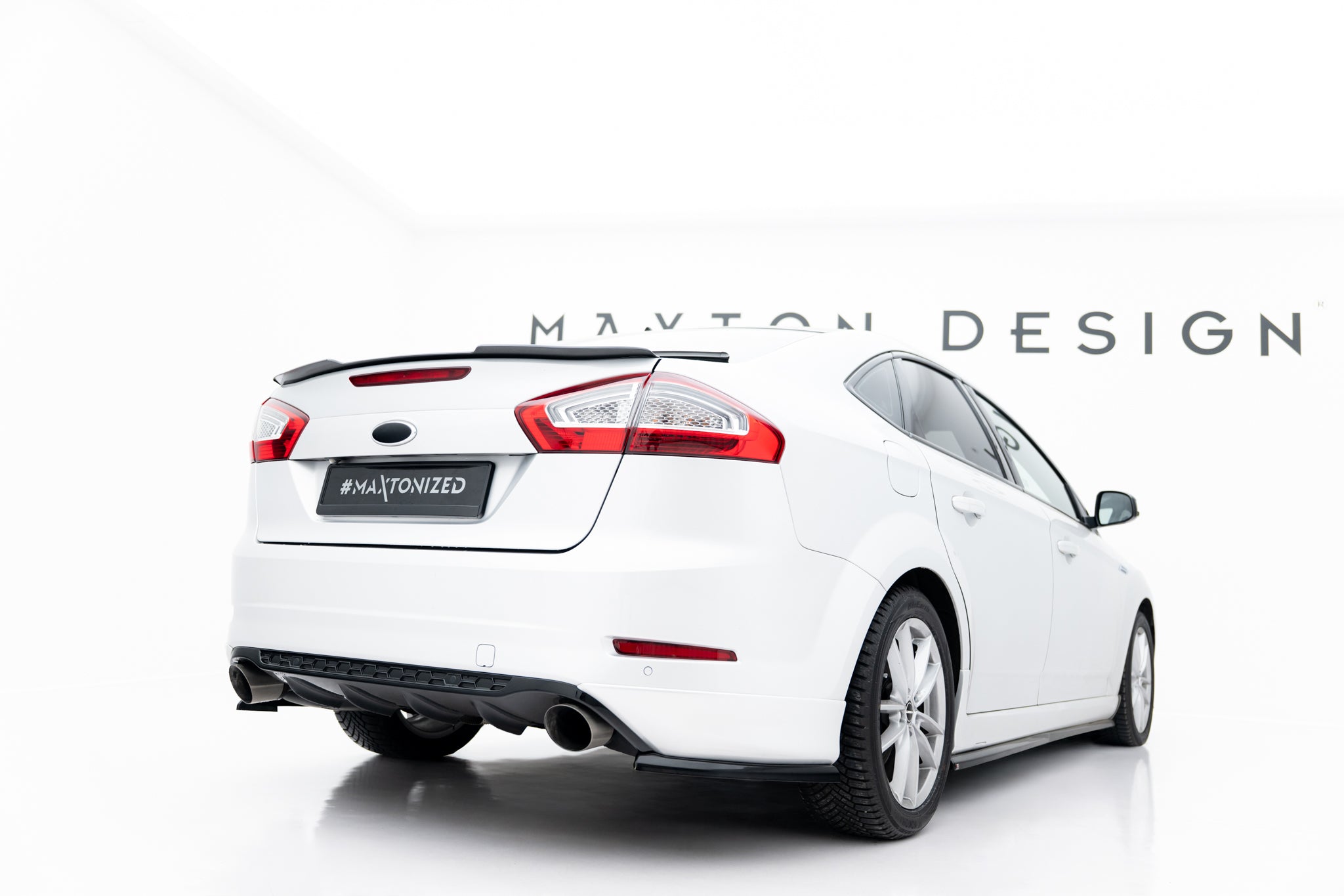 Heckseiten Flaps Ford Mondeo ST-Line Sedan Mk4 Facelift