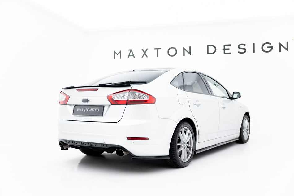 Heckseiten Flaps Ford Mondeo ST-Line Sedan Mk4 Facelift