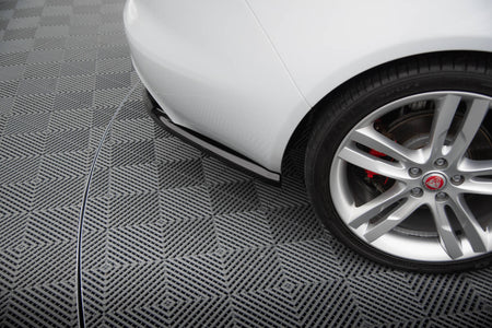 Heckseiten Flaps Jaguar XE R-Sport X760