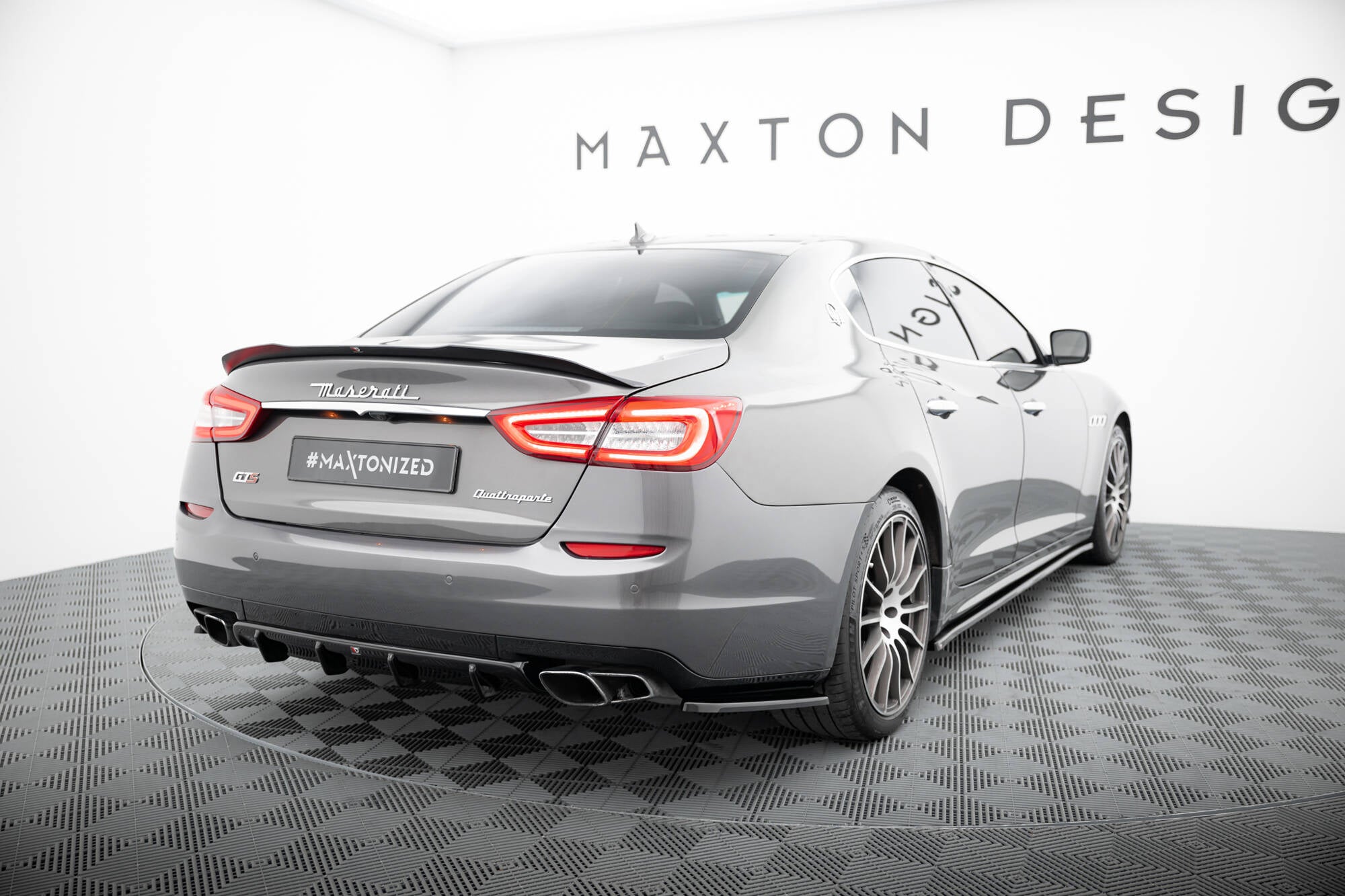 Heckseiten Flaps Maserati Quattroporte Mk6