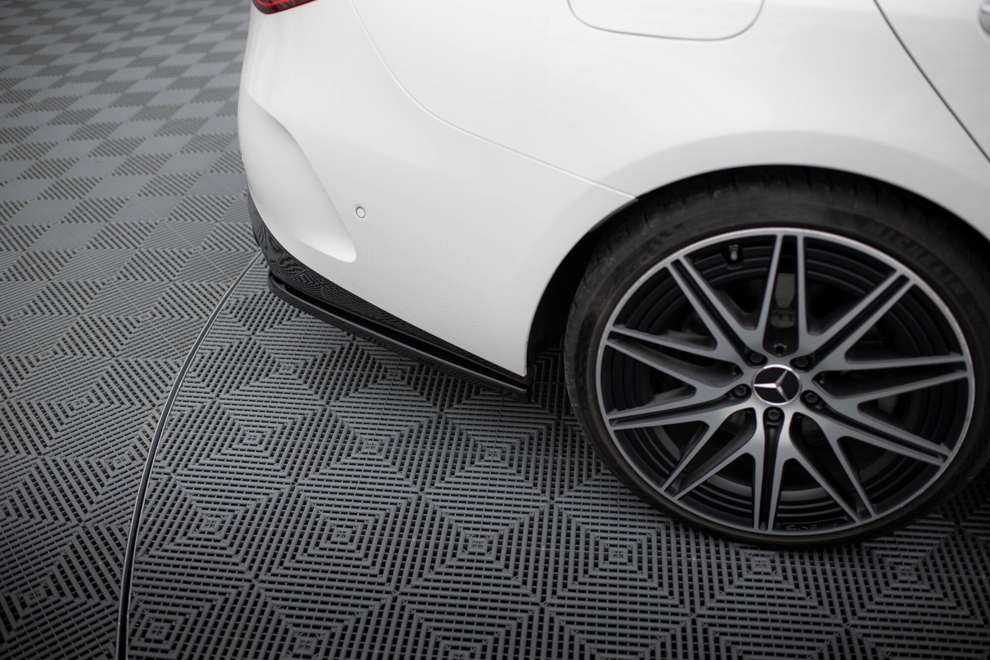 Heckseiten Flaps Mercedes-Benz C AMG-Line / 43 AMG W206