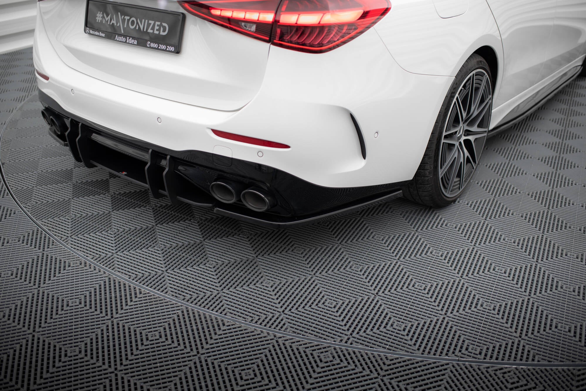 Heckseiten Flaps Mercedes-Benz C AMG-Line / 43 AMG W206