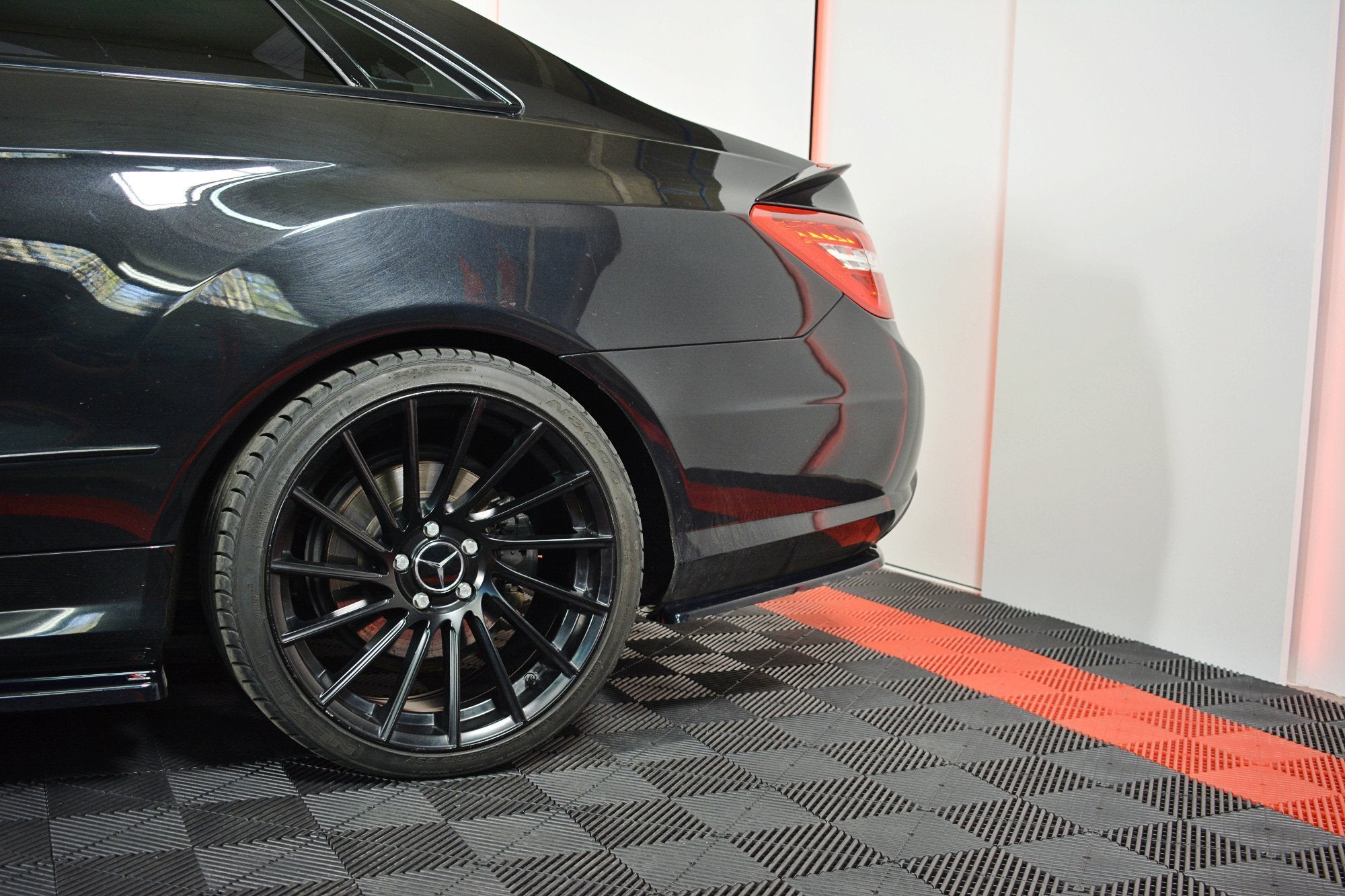 Heckdiffusor Mercedes-Benz E-Class W207 Coupe AMG-Line
