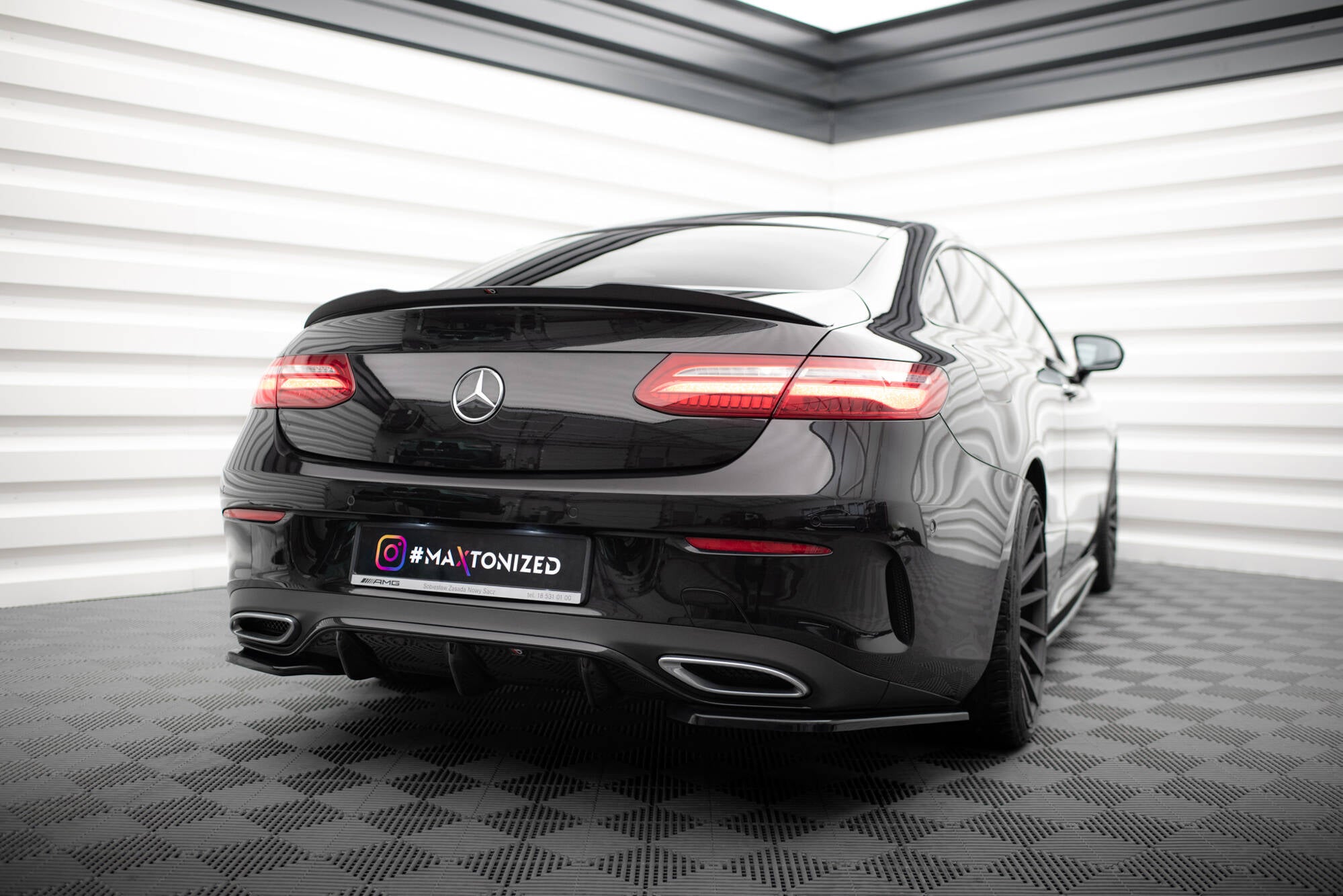 Heckseiten Flaps Mercedes-Benz E-Class W213 Coupe (C238) / Cabriolet (A238) AMG-Line