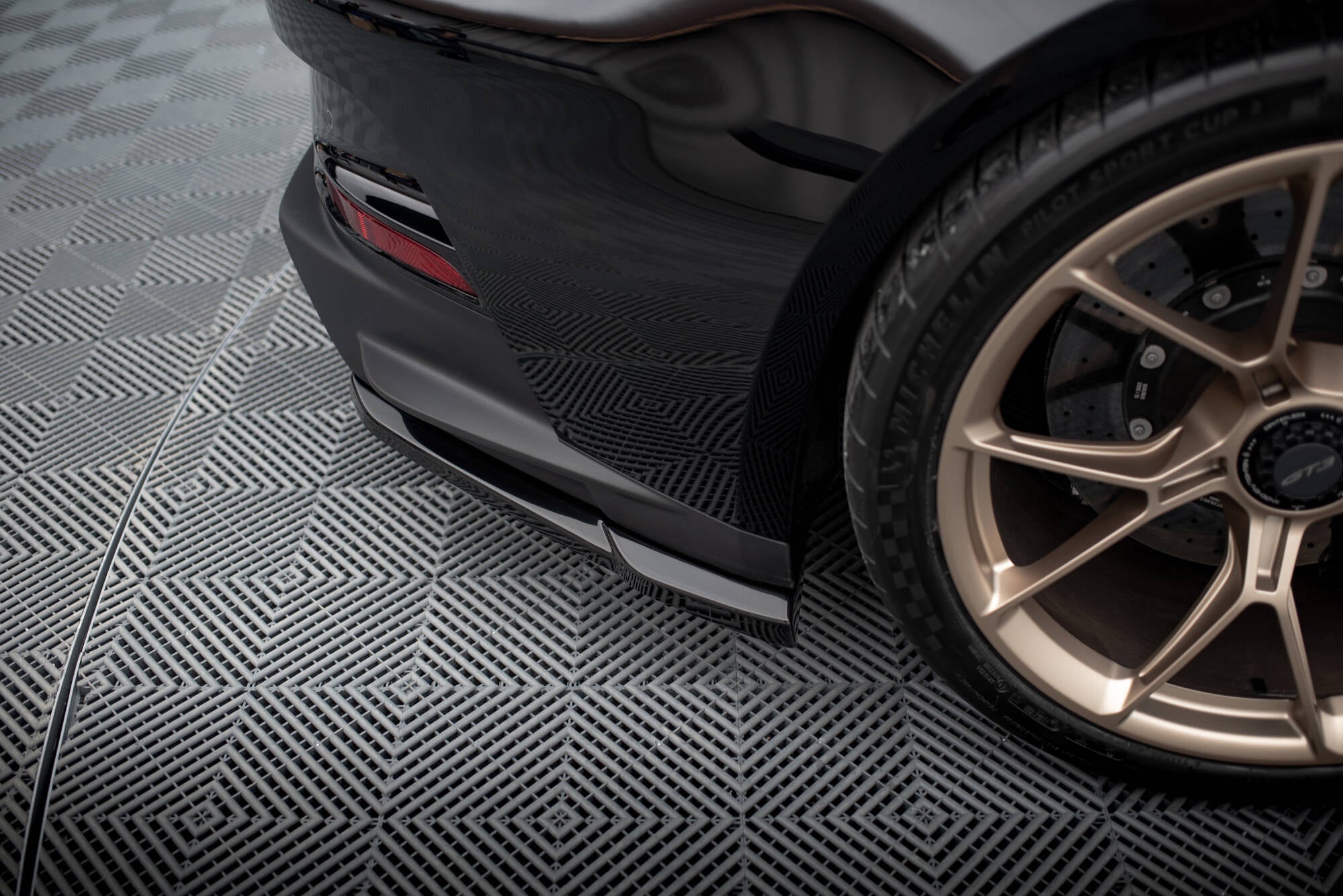 Heckseiten Flaps Porsche 911 992 GT3